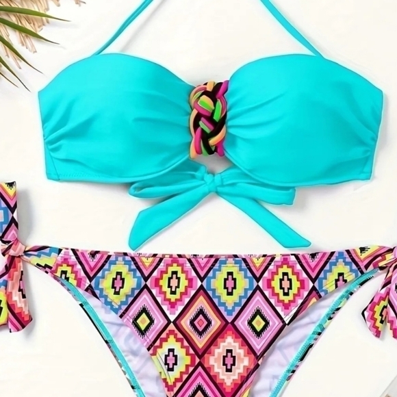 Nwot geo print bakini - Picture 2 of 4